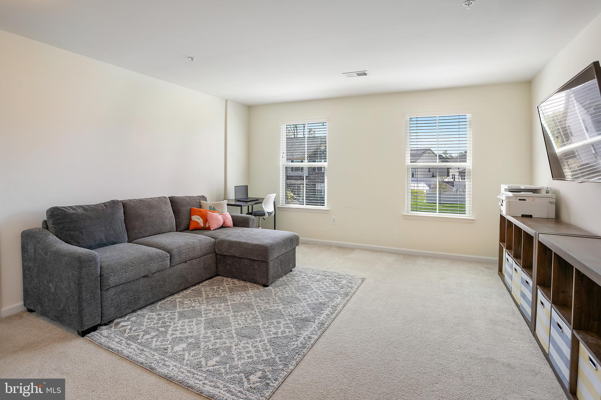 AUTUMN HILLS - Residential