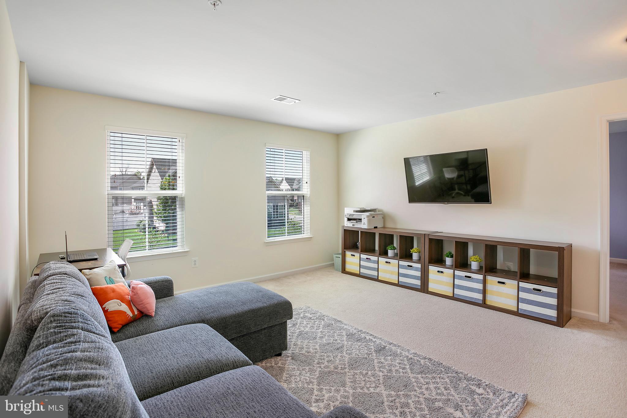 AUTUMN HILLS - Residential