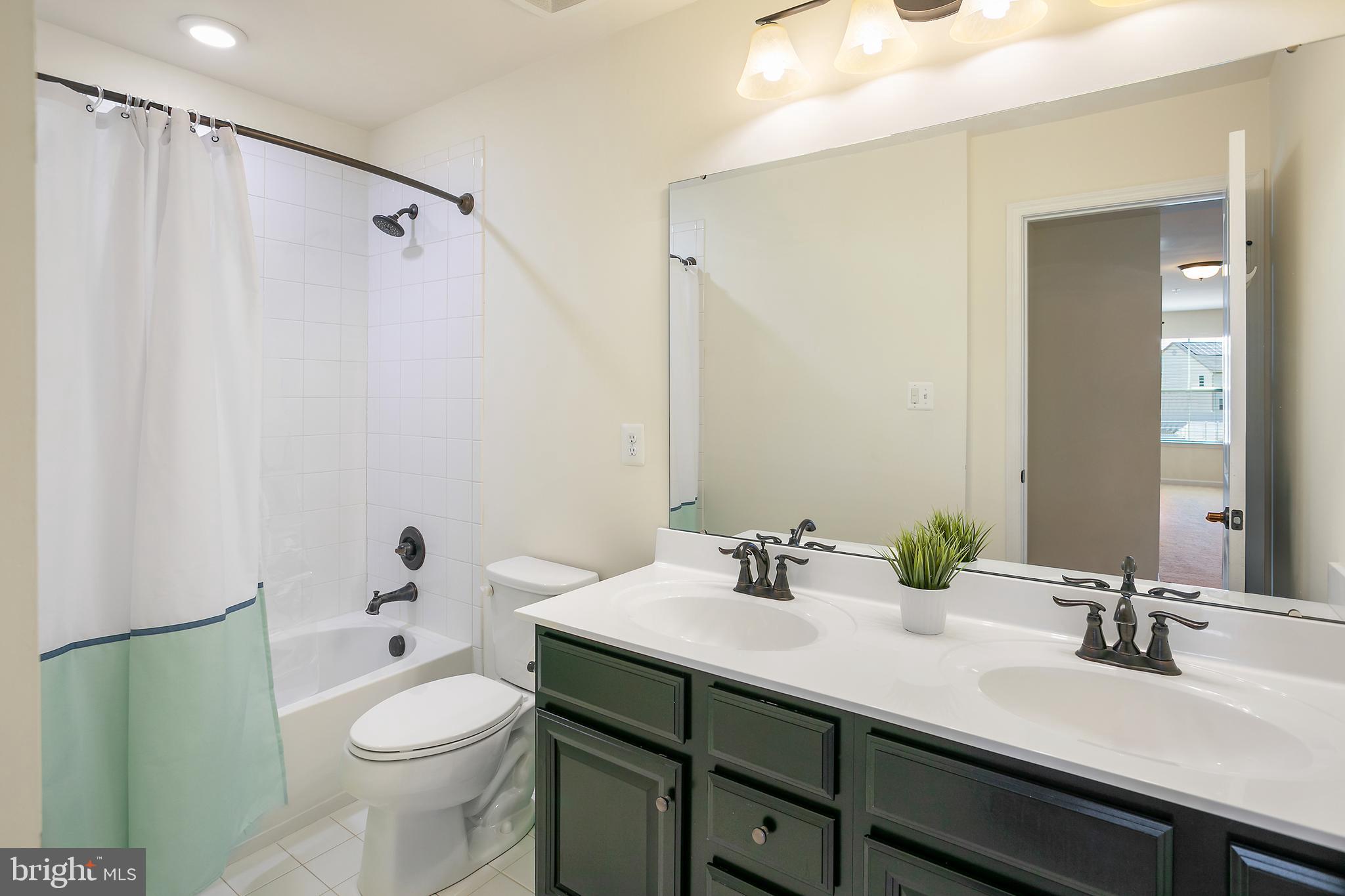 AUTUMN HILLS - Residential