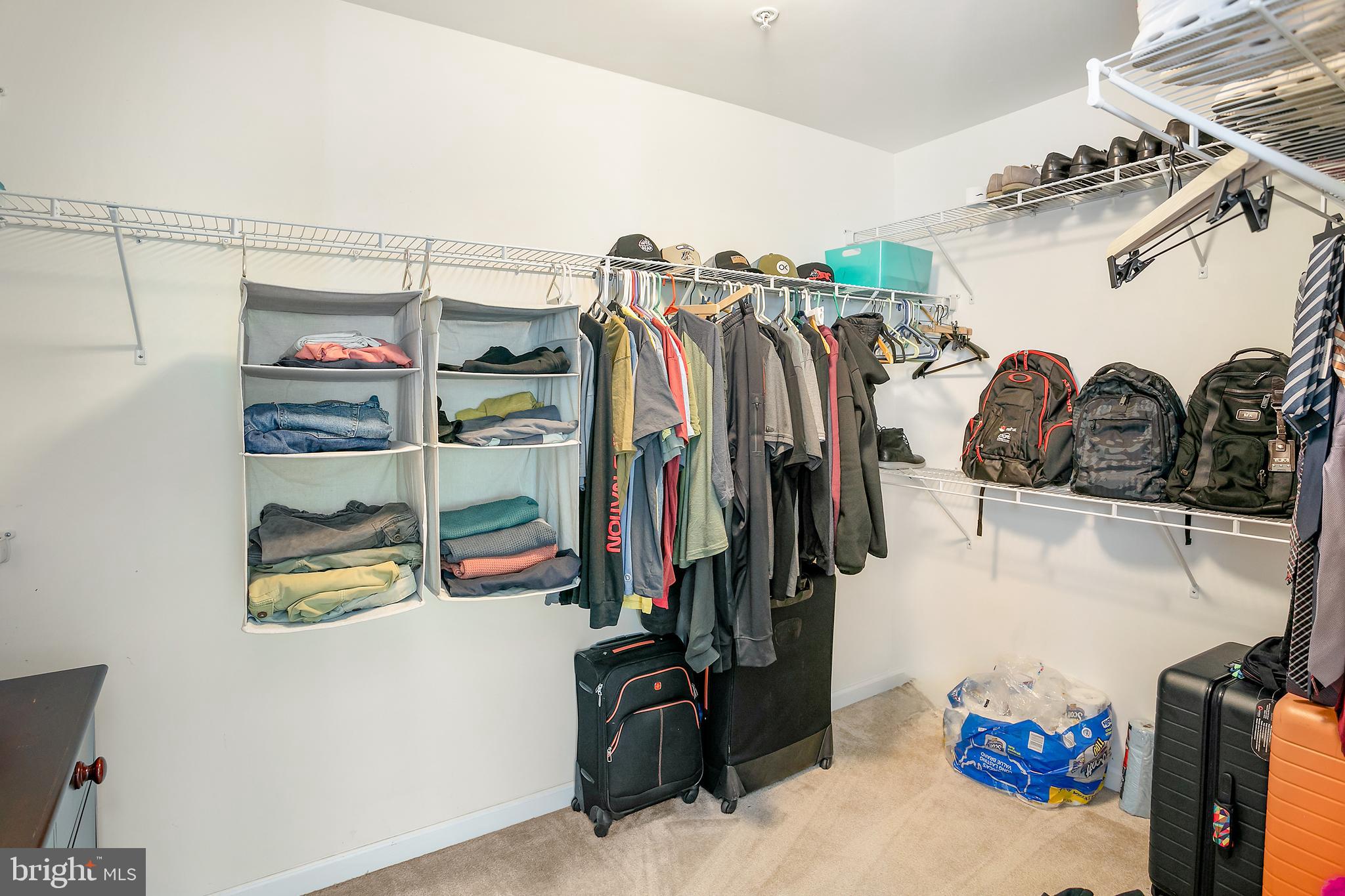 AUTUMN HILLS - Residential