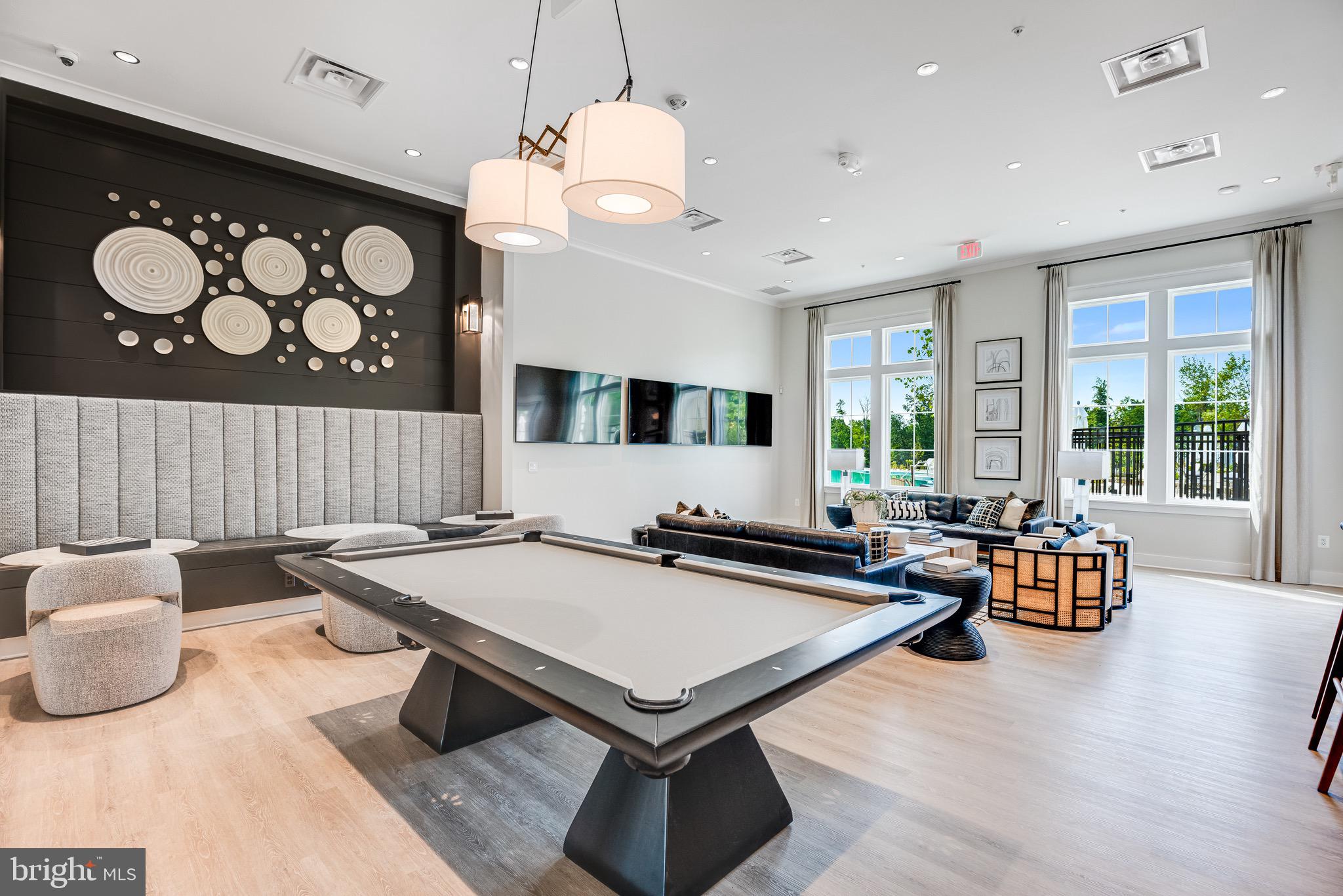 ST CHARLES - Residential