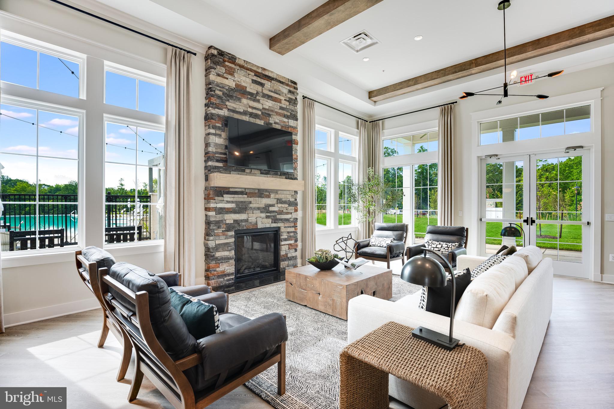 ST CHARLES - Residential