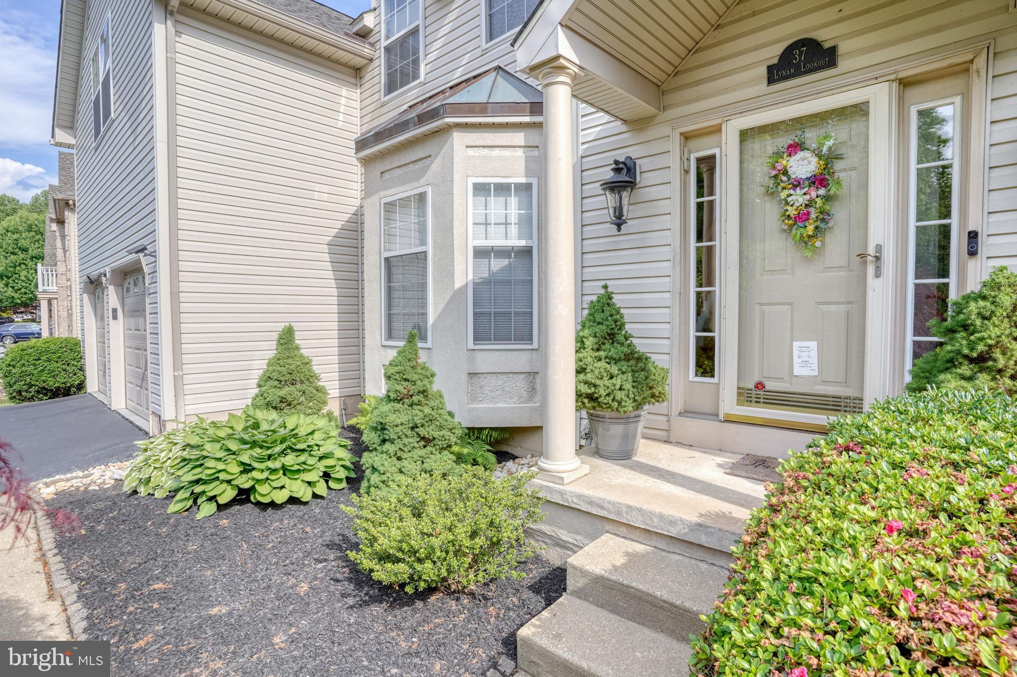 37 LYNAM LOOKOUT DRIVE