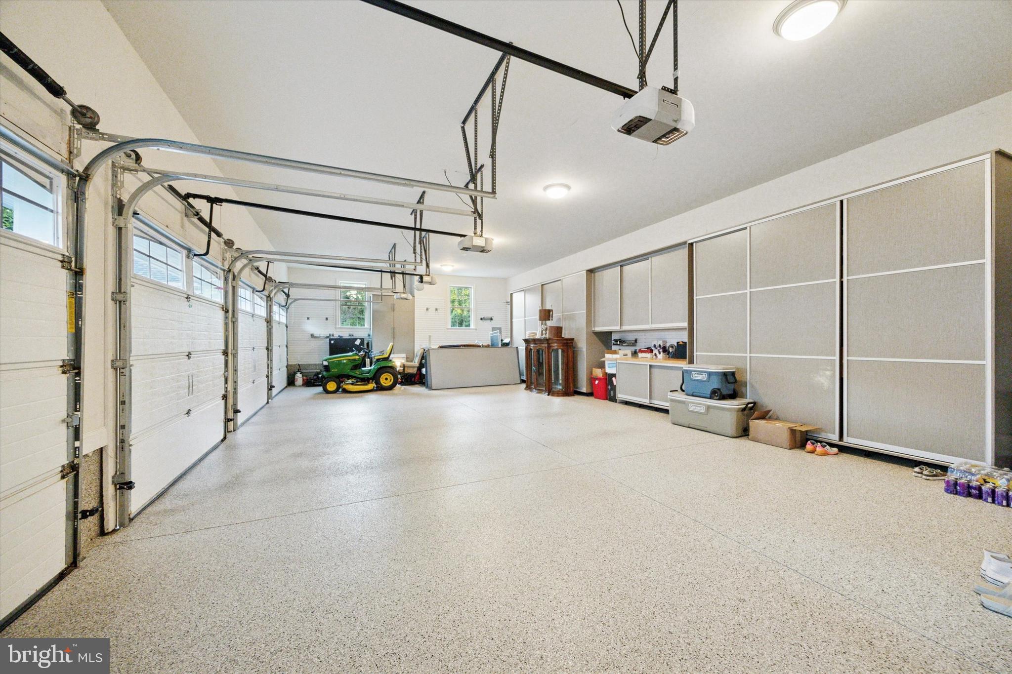 BRICK HOUSE FARM - Residential