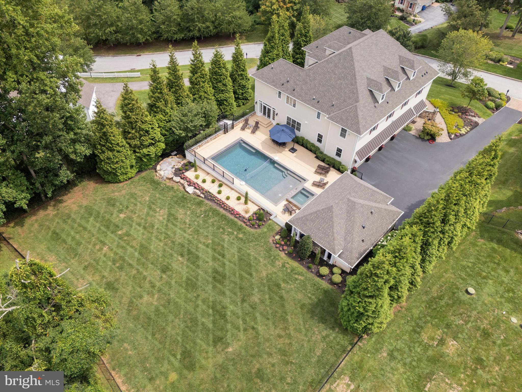 BRICK HOUSE FARM - Residential