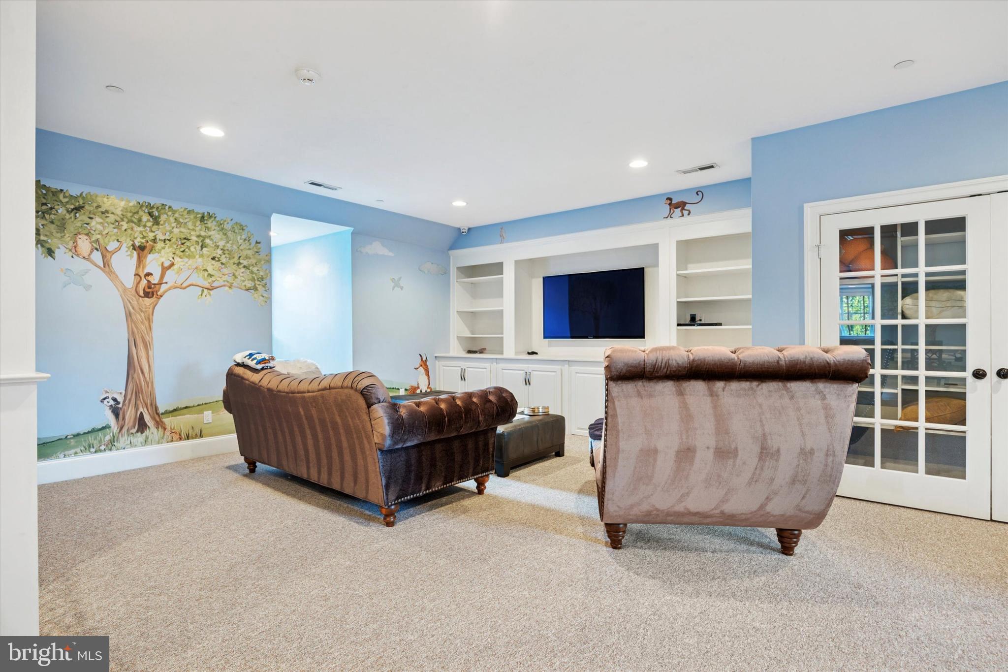 BRICK HOUSE FARM - Residential