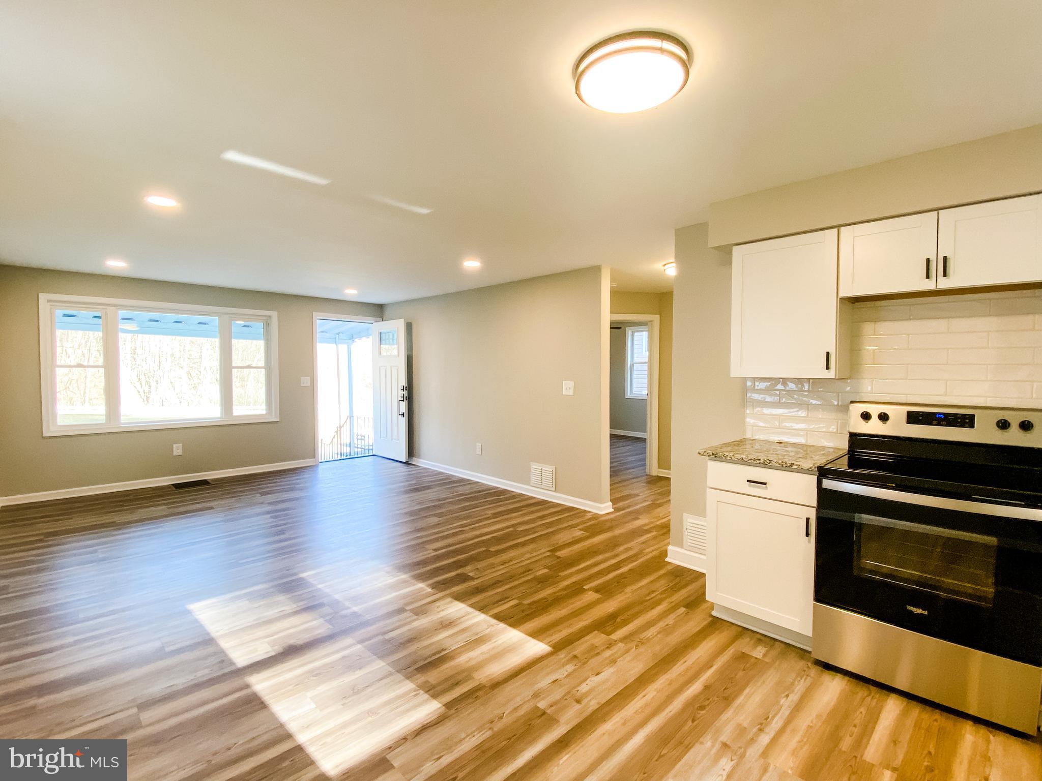 ECKHART MINES - Residential