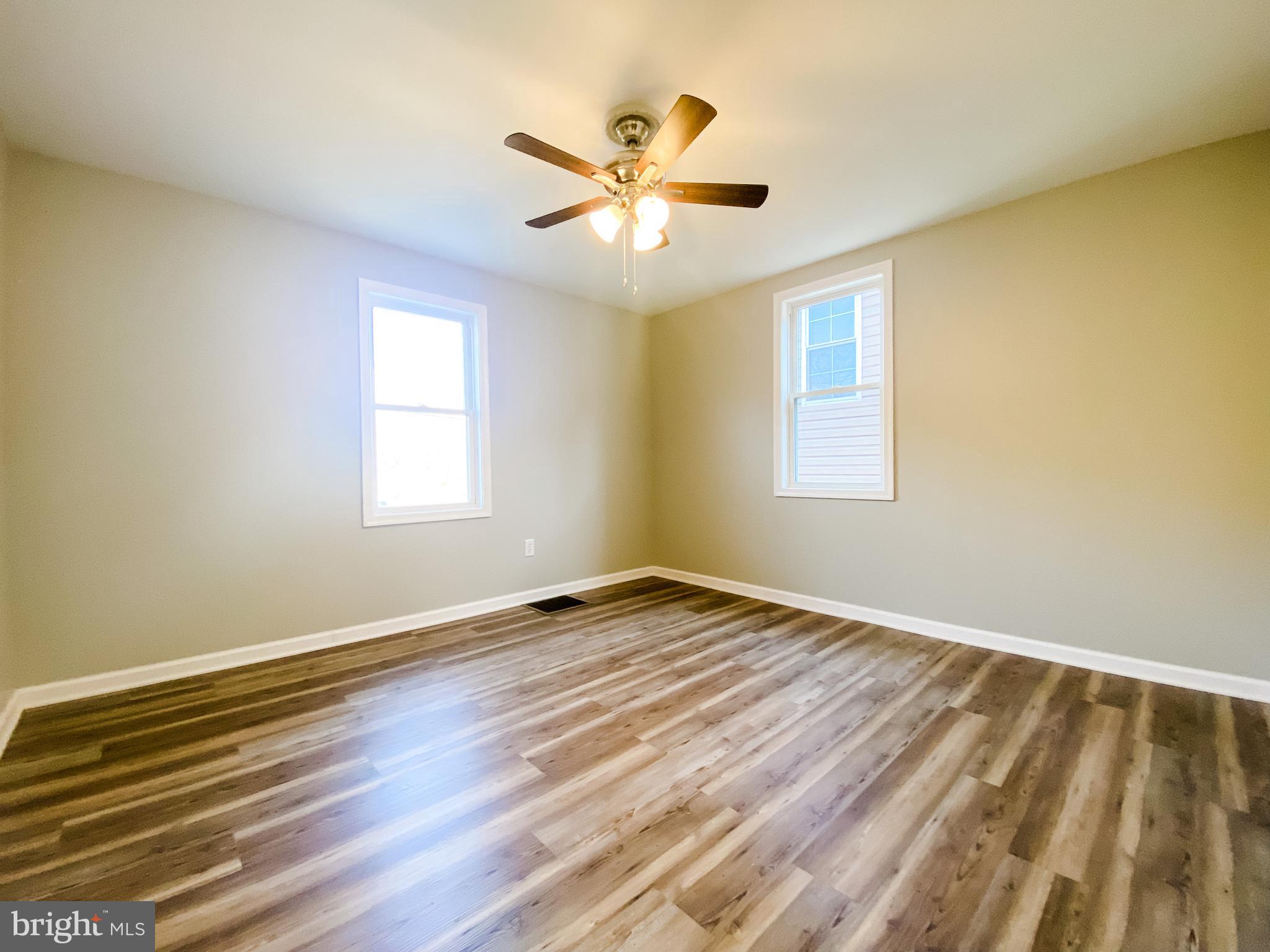 ECKHART MINES - Residential