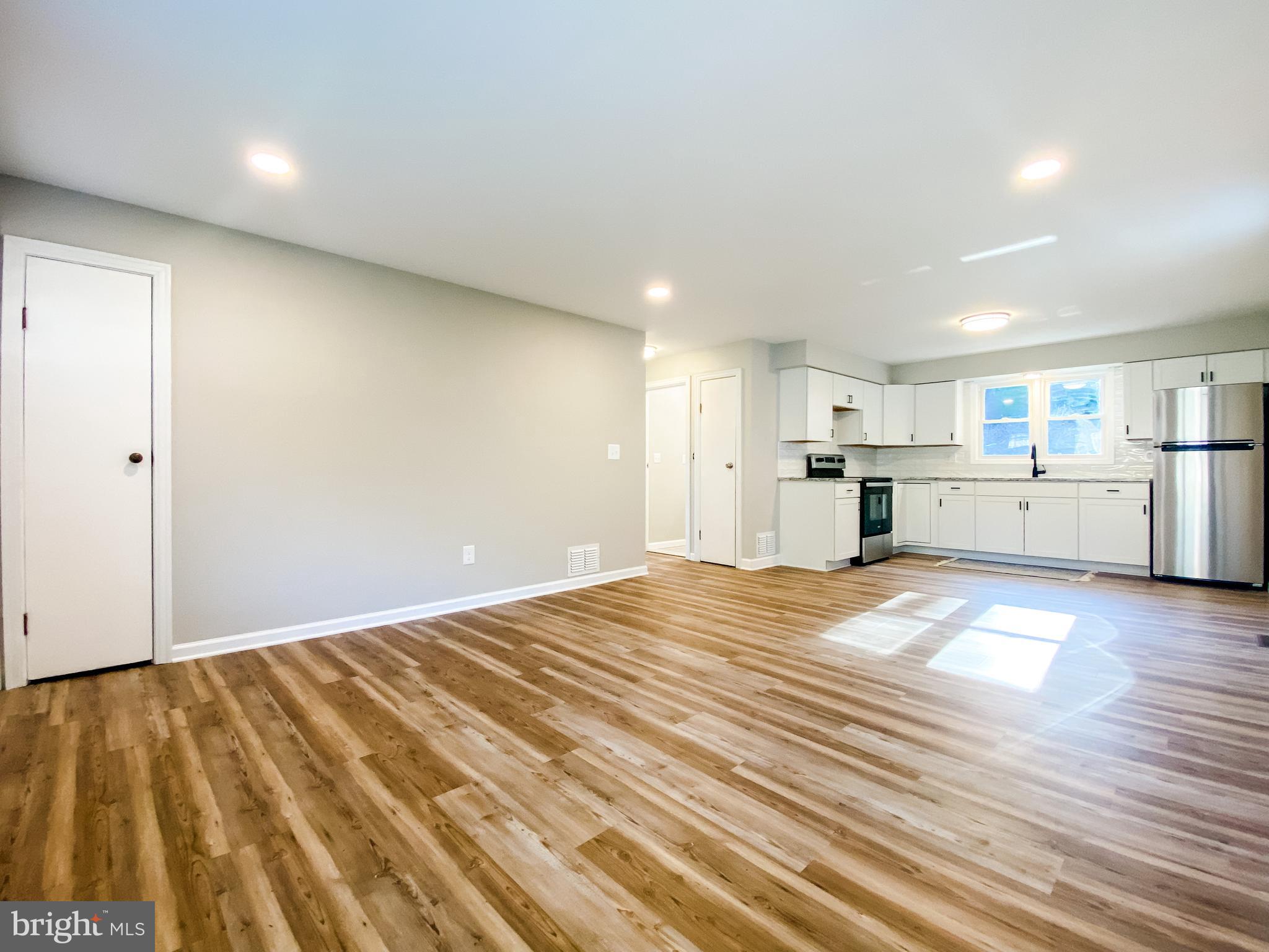 ECKHART MINES - Residential