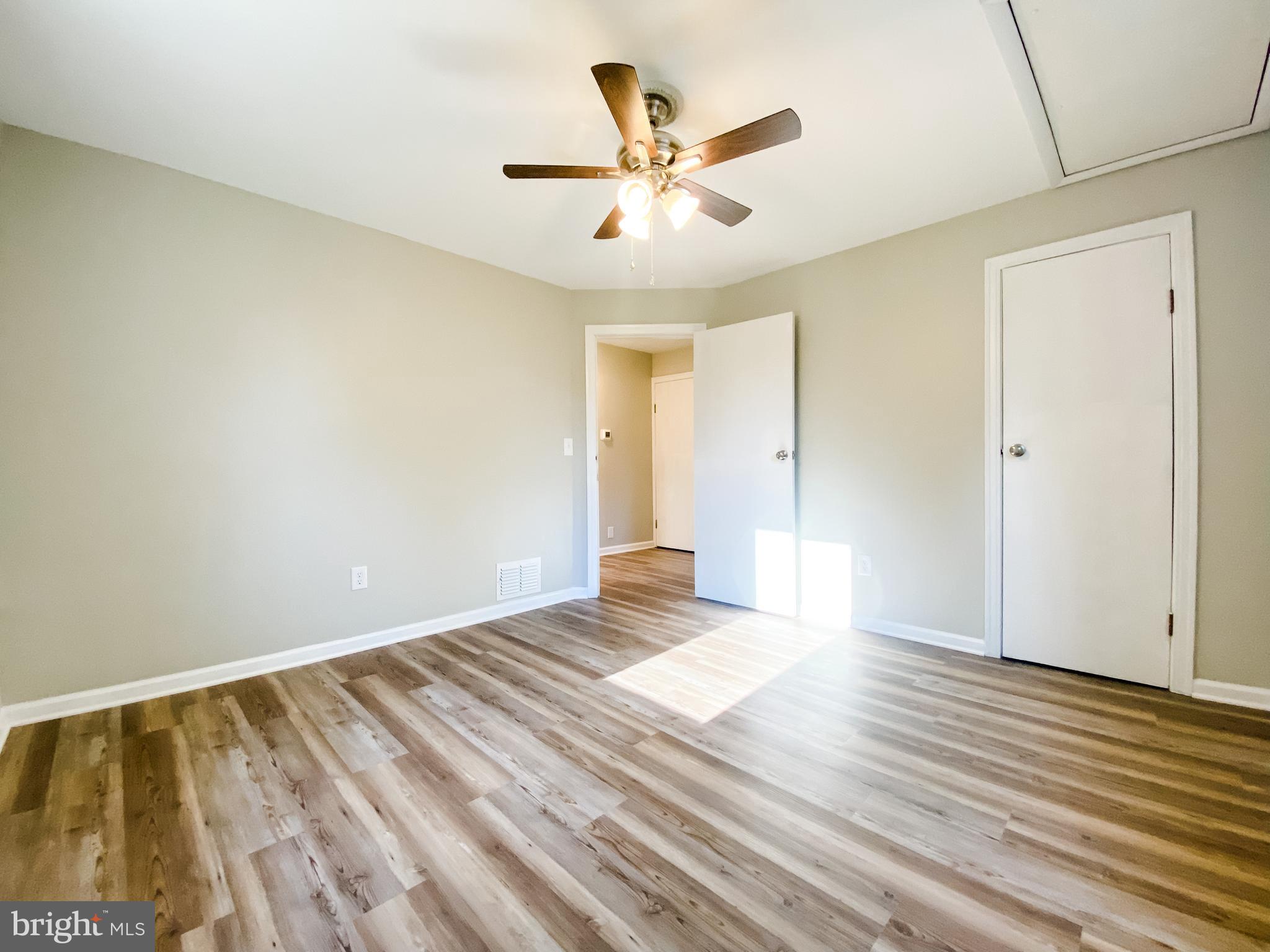 ECKHART MINES - Residential