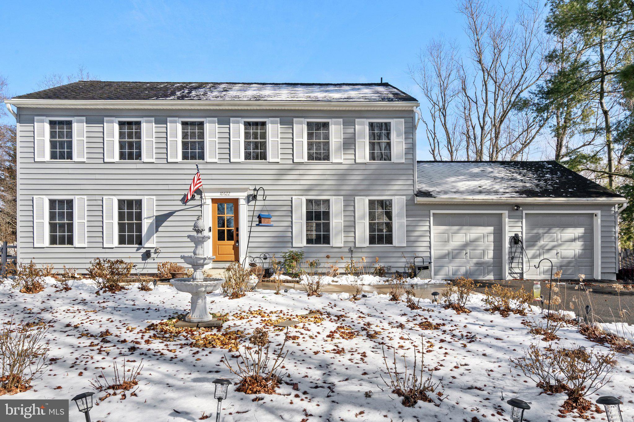 FALLS MANOR - Residential Lease