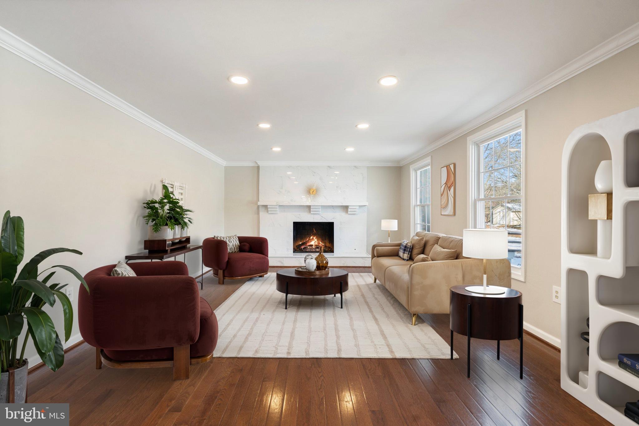 FALLS MANOR - Residential Lease