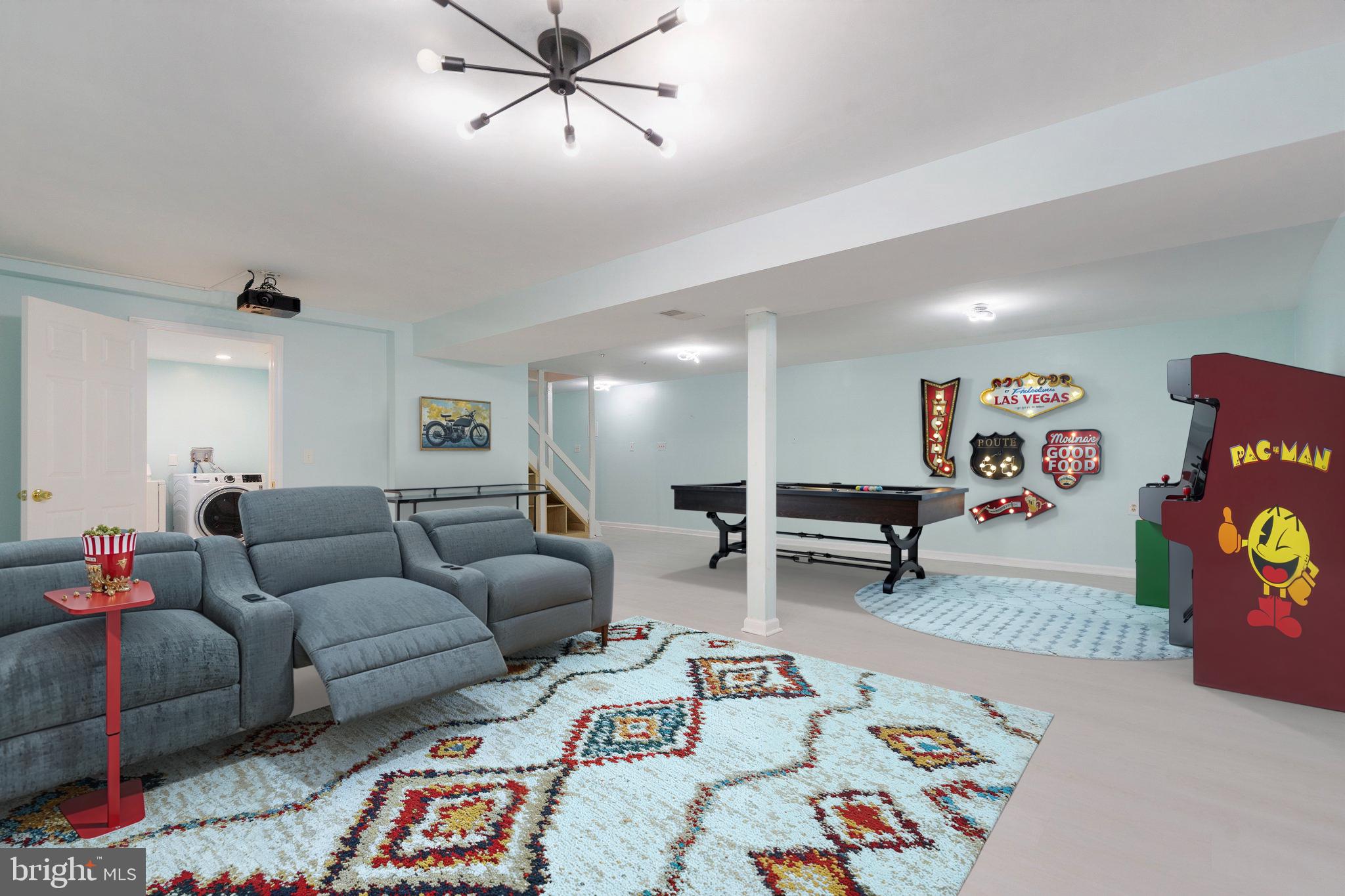 FALLS MANOR - Residential Lease