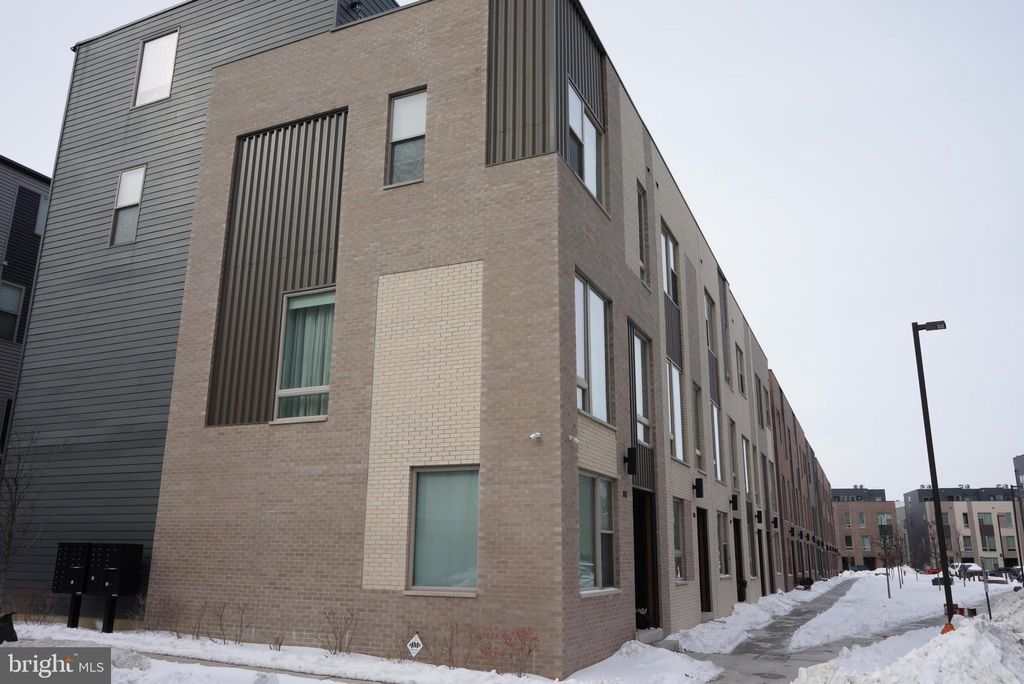 Photo of 3130 Pierview Lane, PHILADELPHIA, PA 19125 (MLS # PAPH2579474)