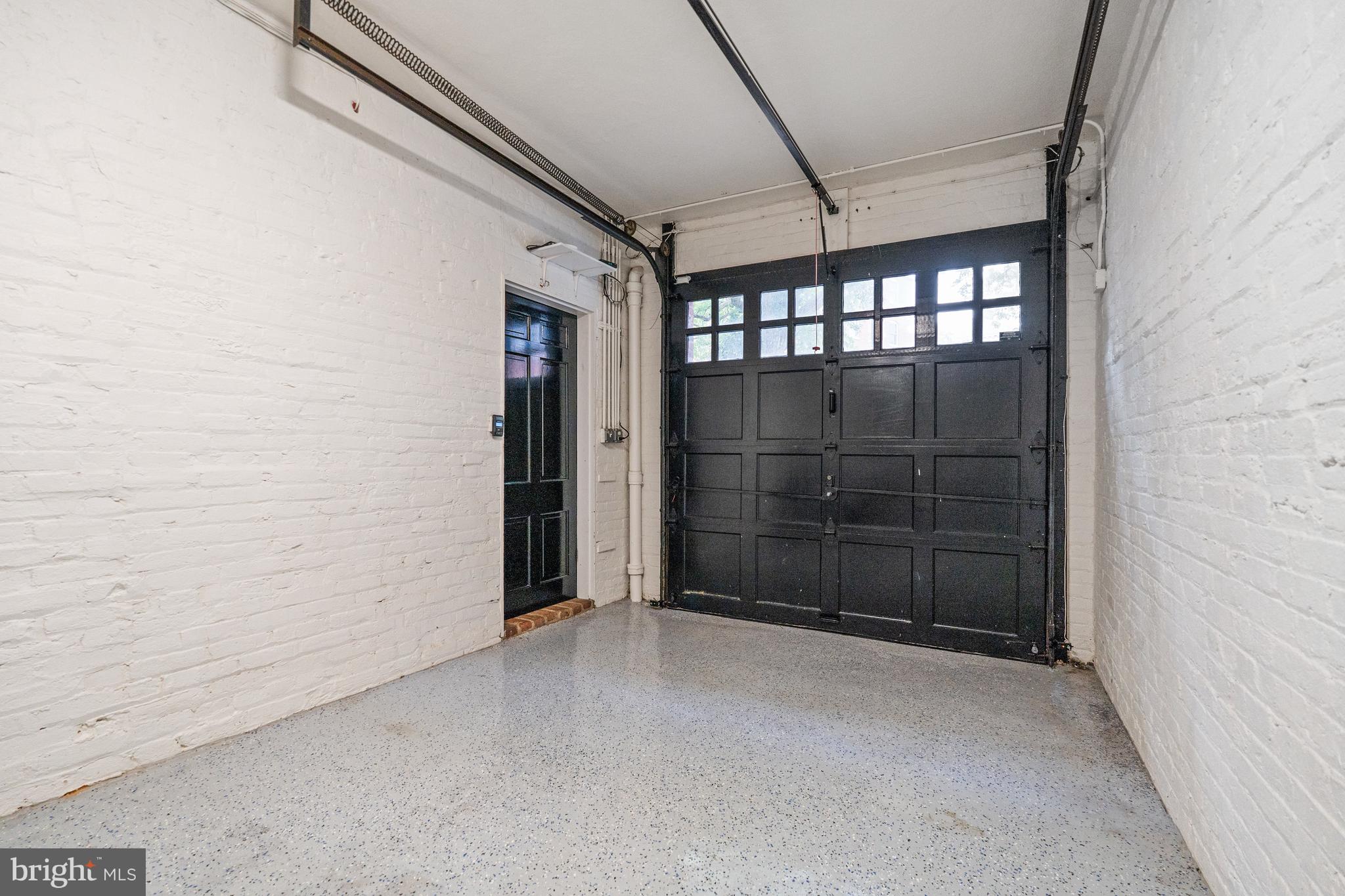 GEORGETOWN - Residential