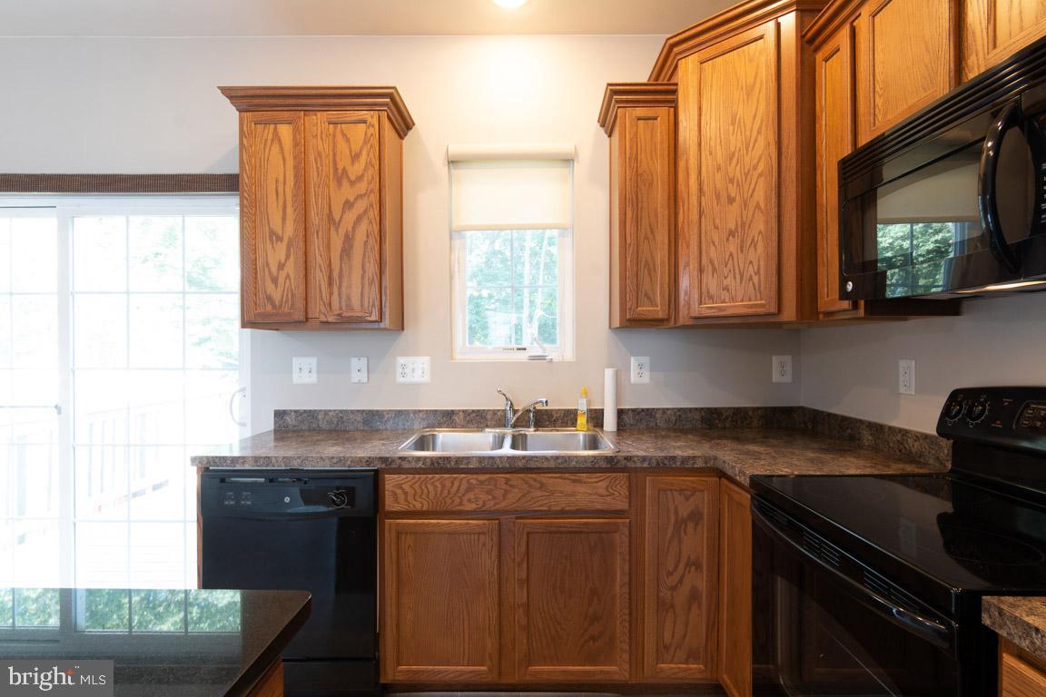 TANYARD SPRINGS - Residential Lease