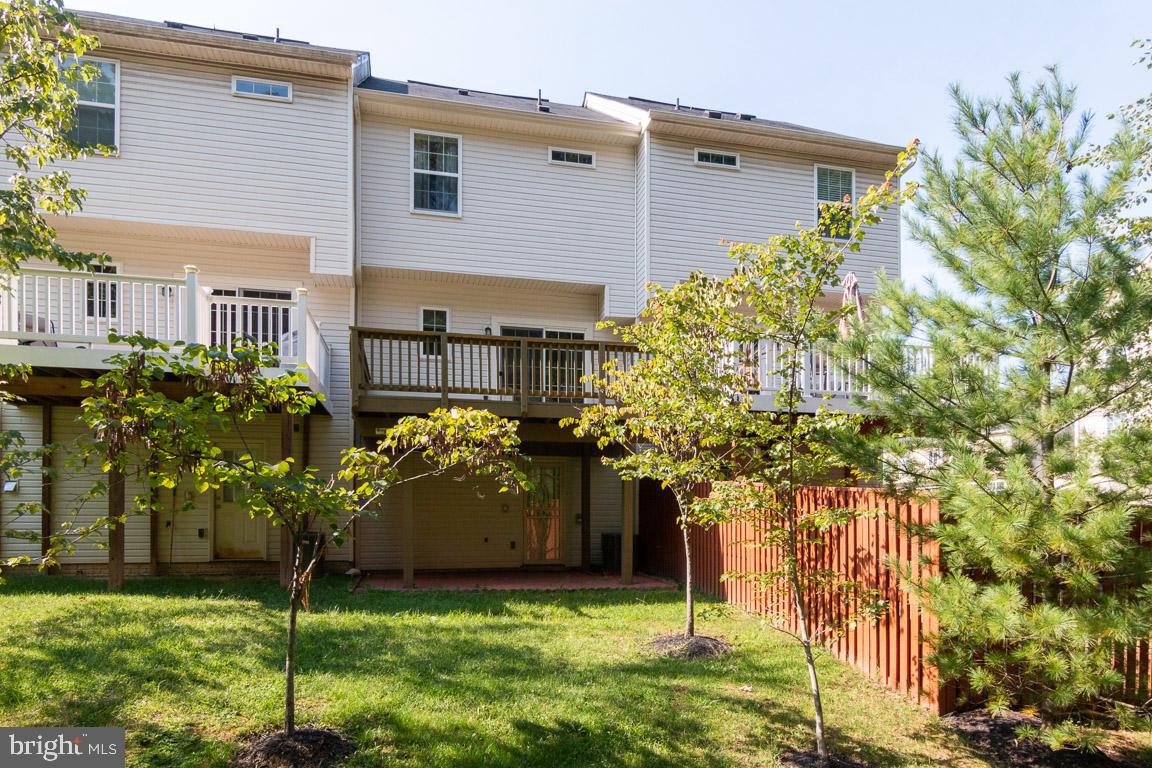 TANYARD SPRINGS - Residential Lease