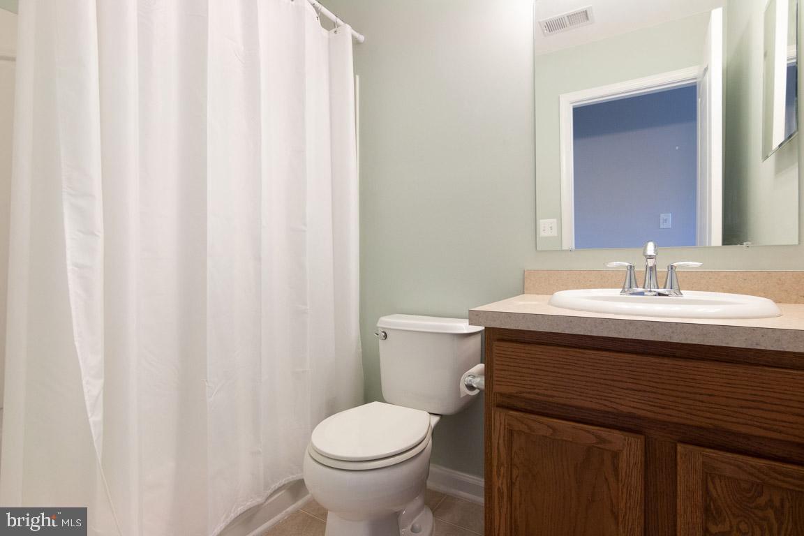 TANYARD SPRINGS - Residential Lease