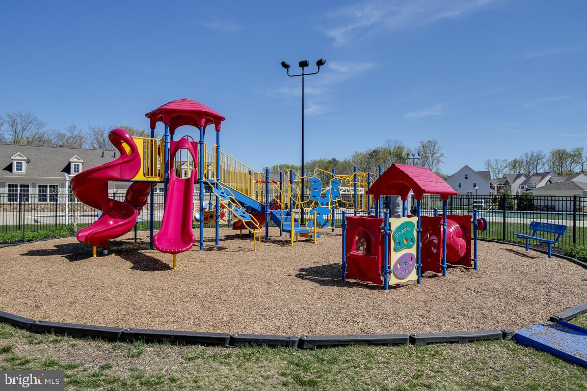 TANYARD SPRINGS - Residential Lease