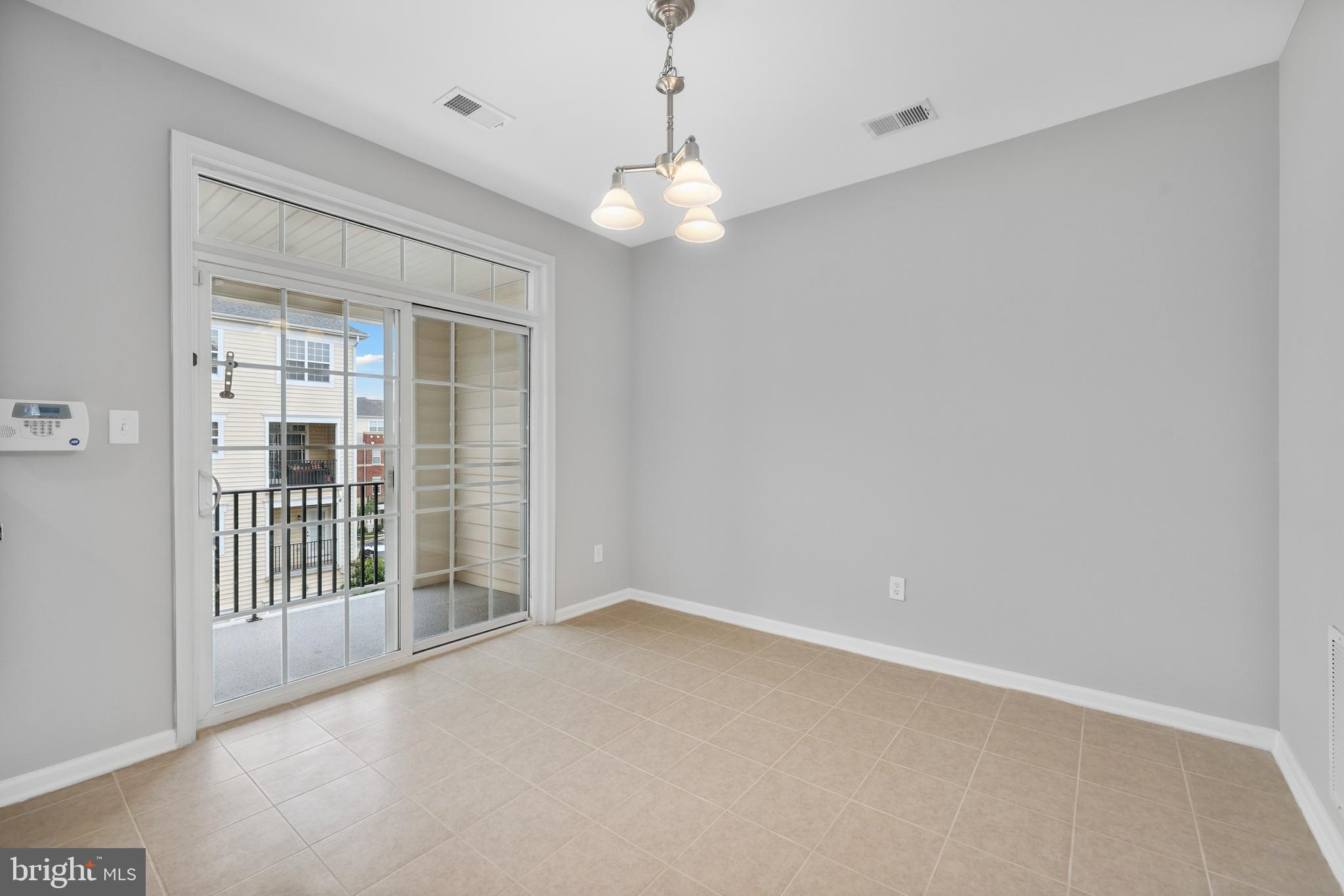 22722 BEACON CREST TERRACE