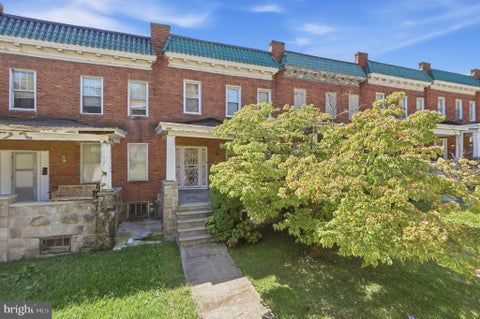 Photo of 2807 W Lafayette Avenue W, BALTIMORE, MD 21216 (MLS # MDBA2232630)