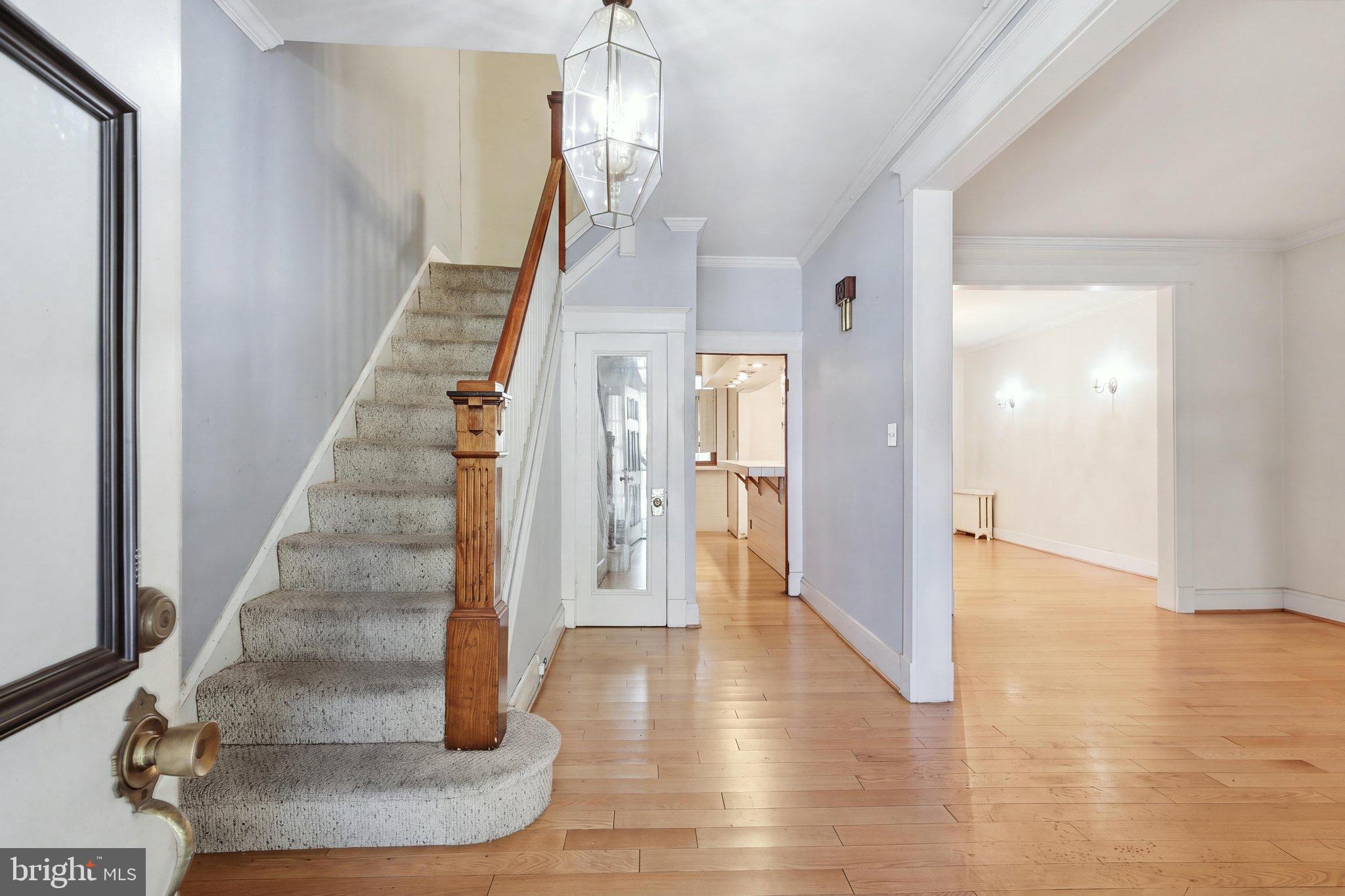 2807 W LAFAYETTE AVENUE W
