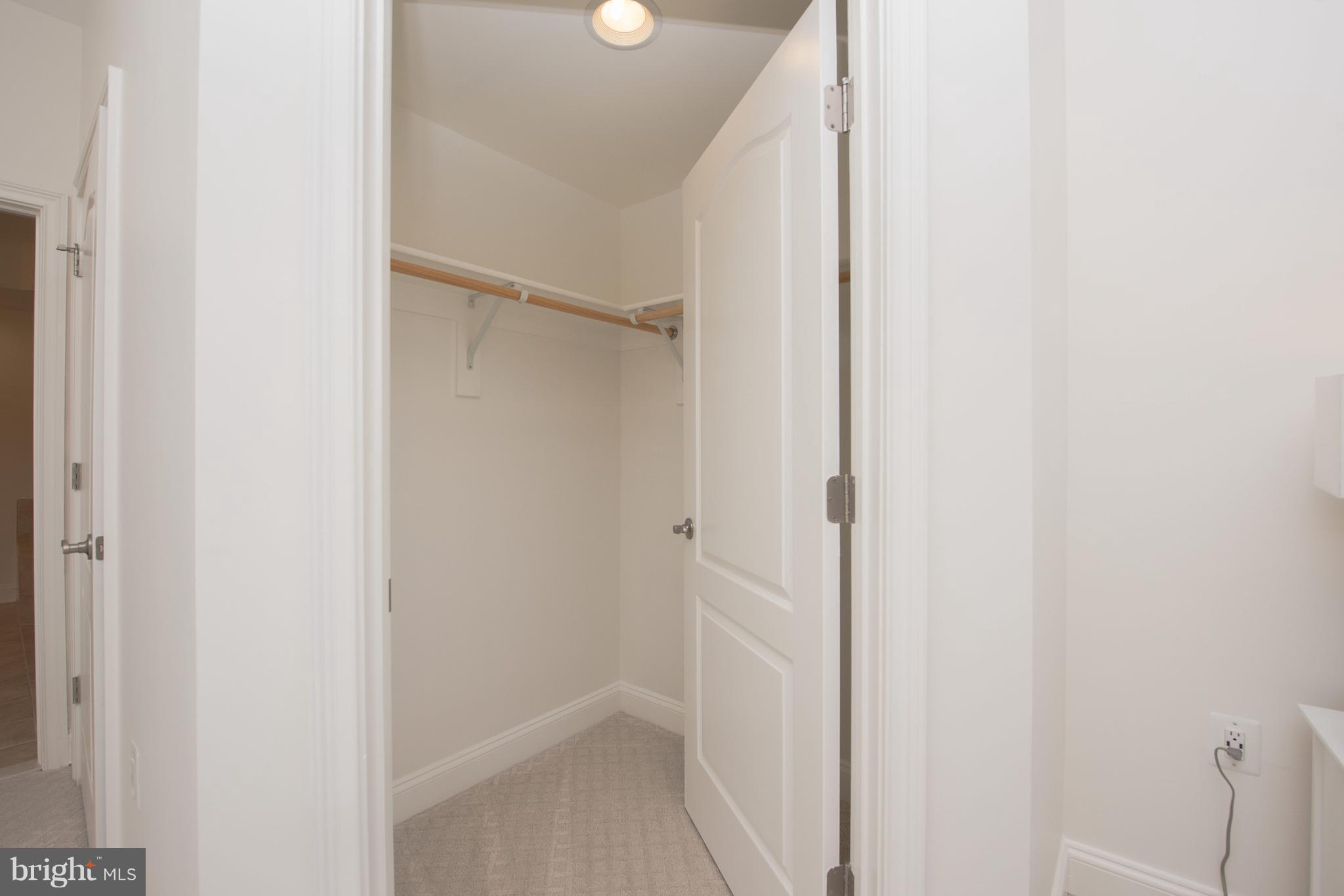 DUKE CONDOMINIUM - Residential