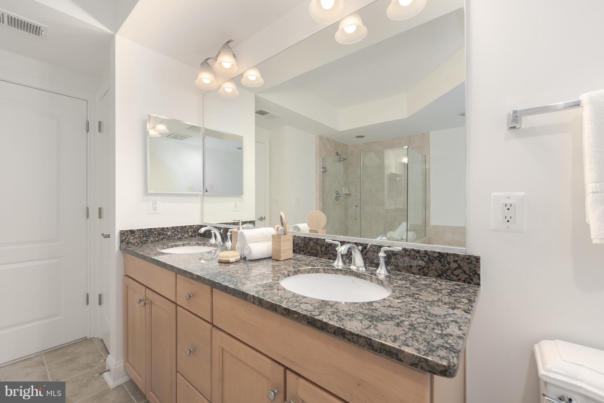 DUKE CONDOMINIUM - Residential