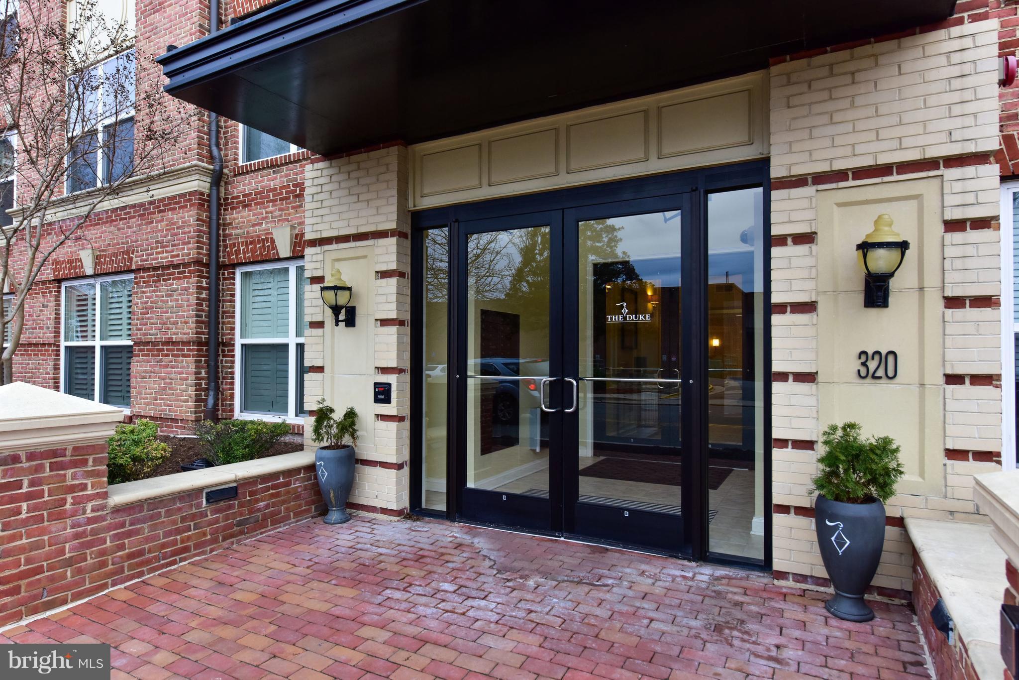 DUKE CONDOMINIUM - Residential