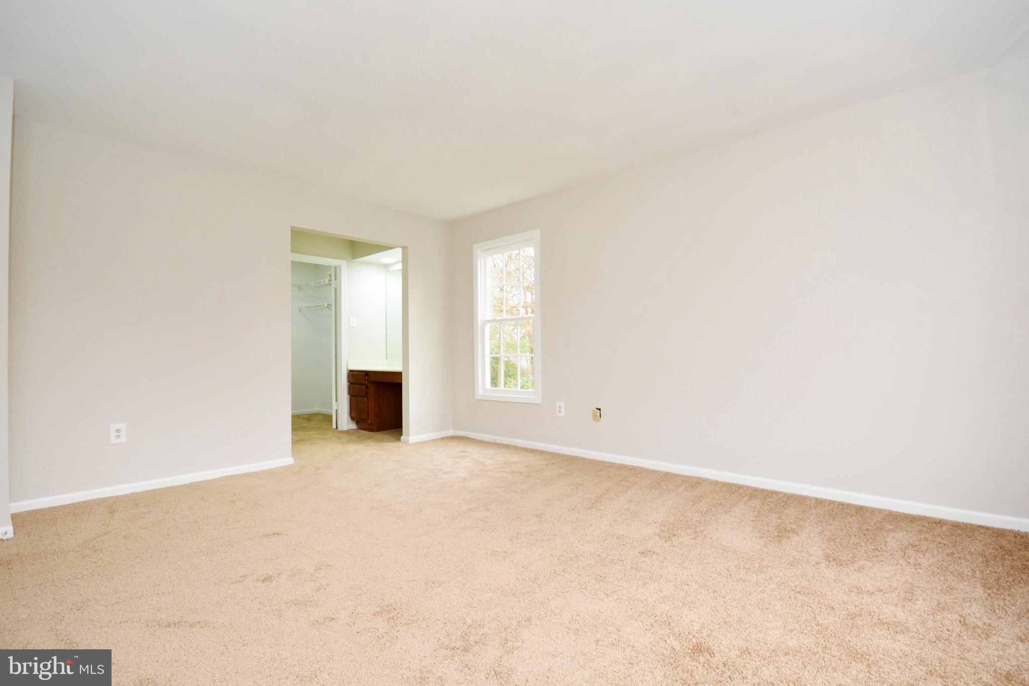 HUNT MEADOW - Residential Lease