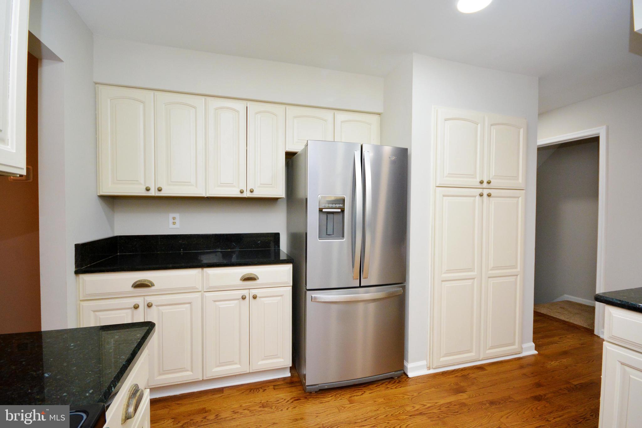 HUNT MEADOW - Residential Lease