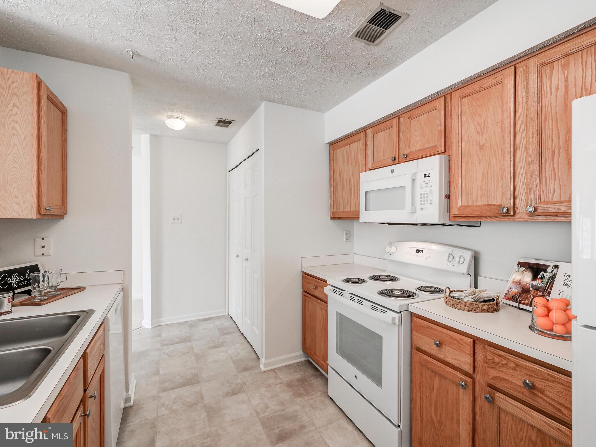 RIDERS RIDGE - Residential