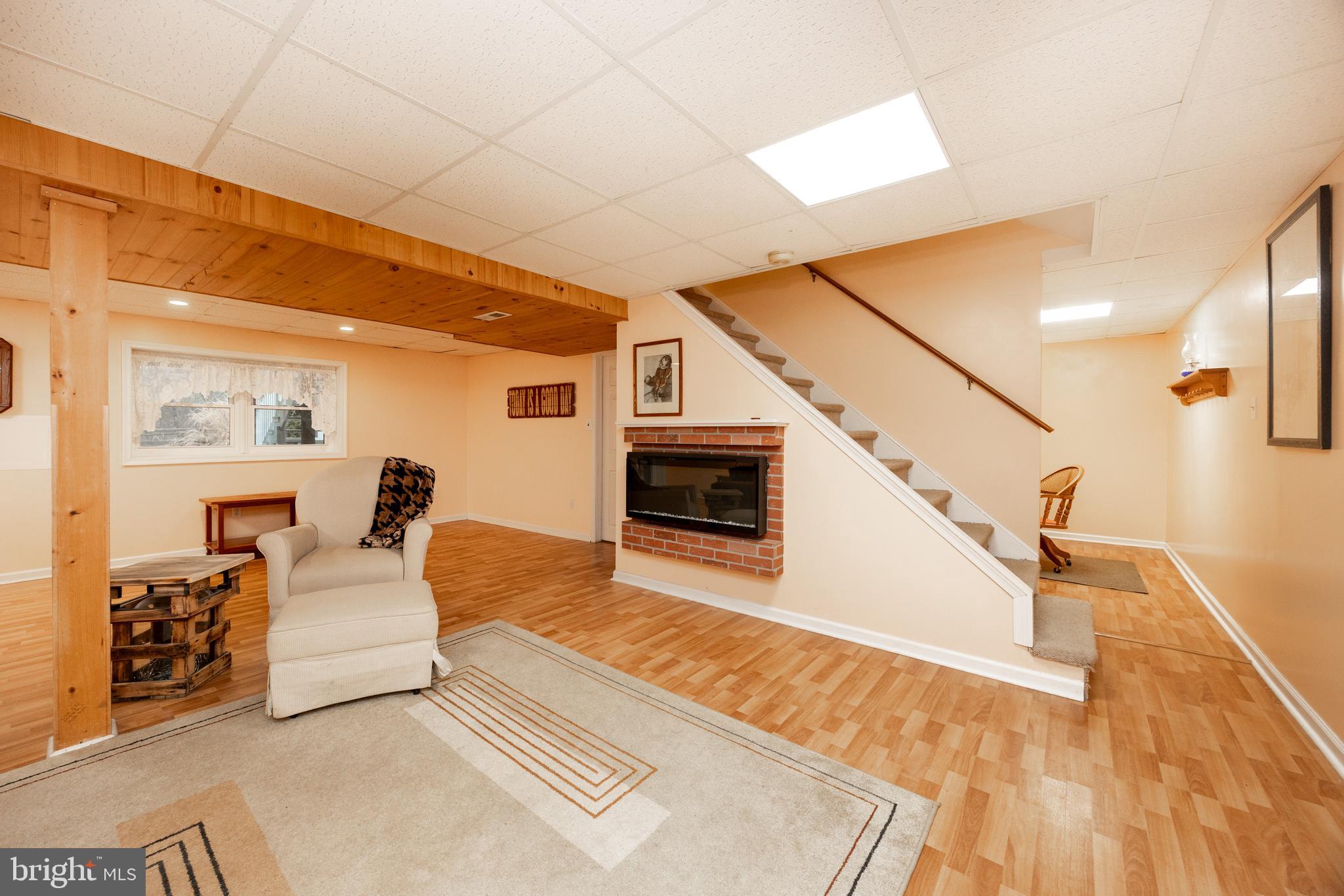 WINDING CREEK III - Residential