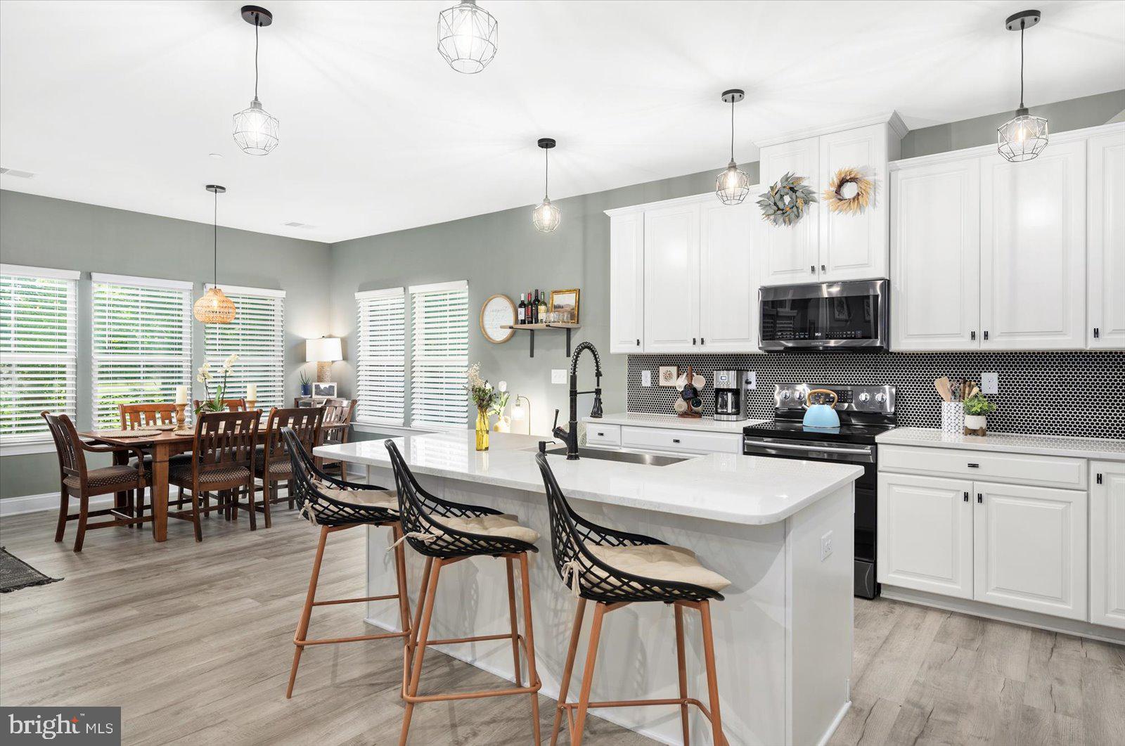 GLEN RIDDLE - Residential