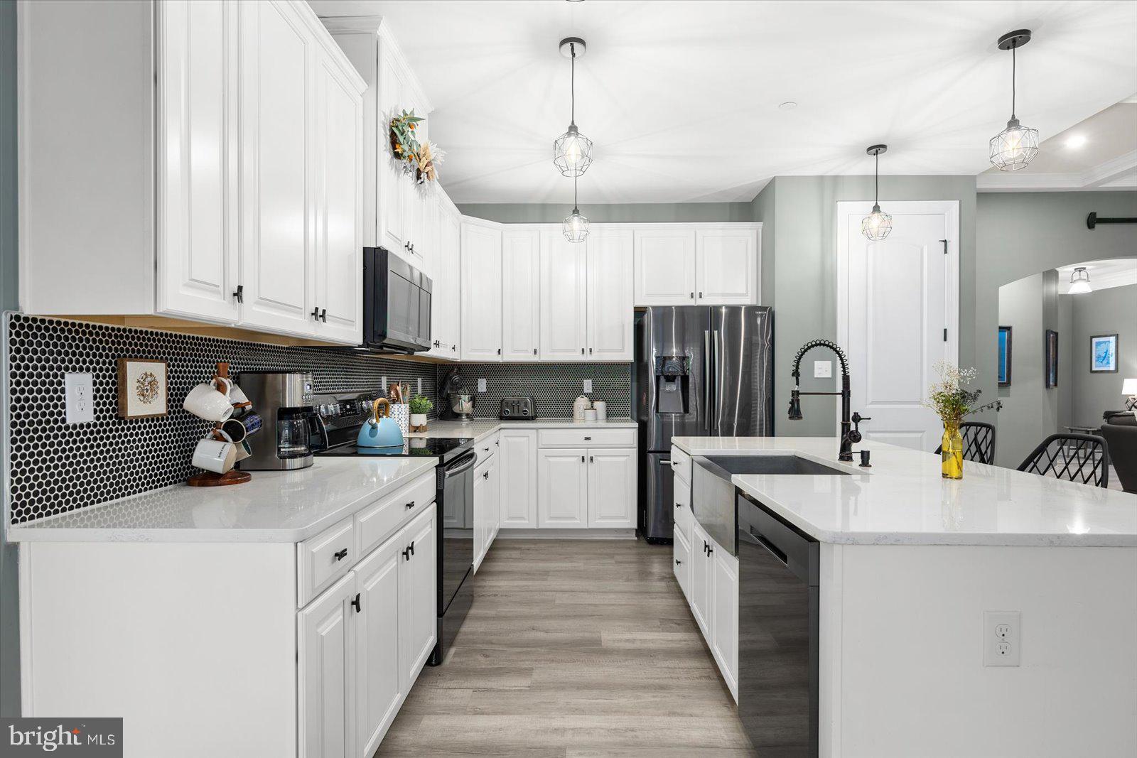 GLEN RIDDLE - Residential