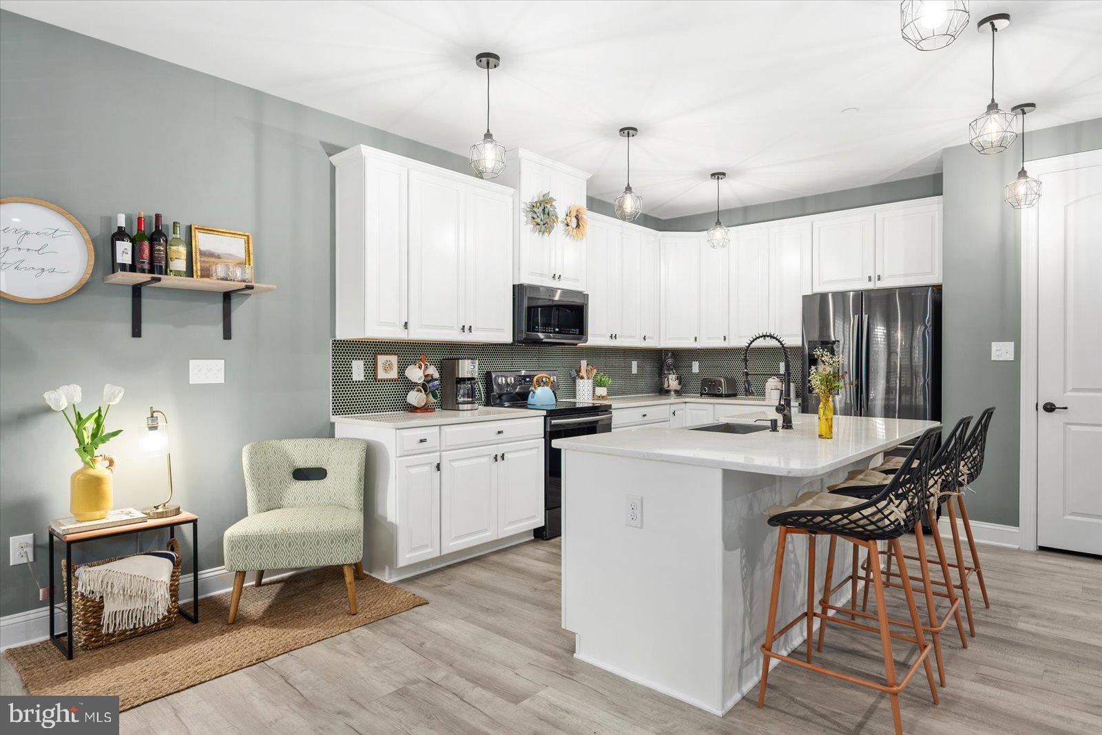 GLEN RIDDLE - Residential