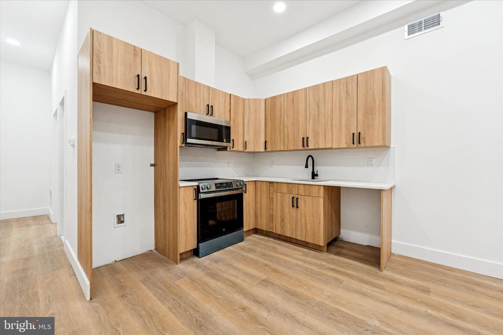 Photo of 2424 W Thompson Street, PHILADELPHIA, PA 19121 (MLS # PAPH2571700)