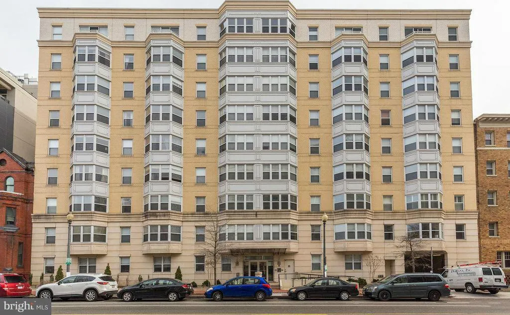 1111 11th Street NW Unit 901, Washington, DC 20001