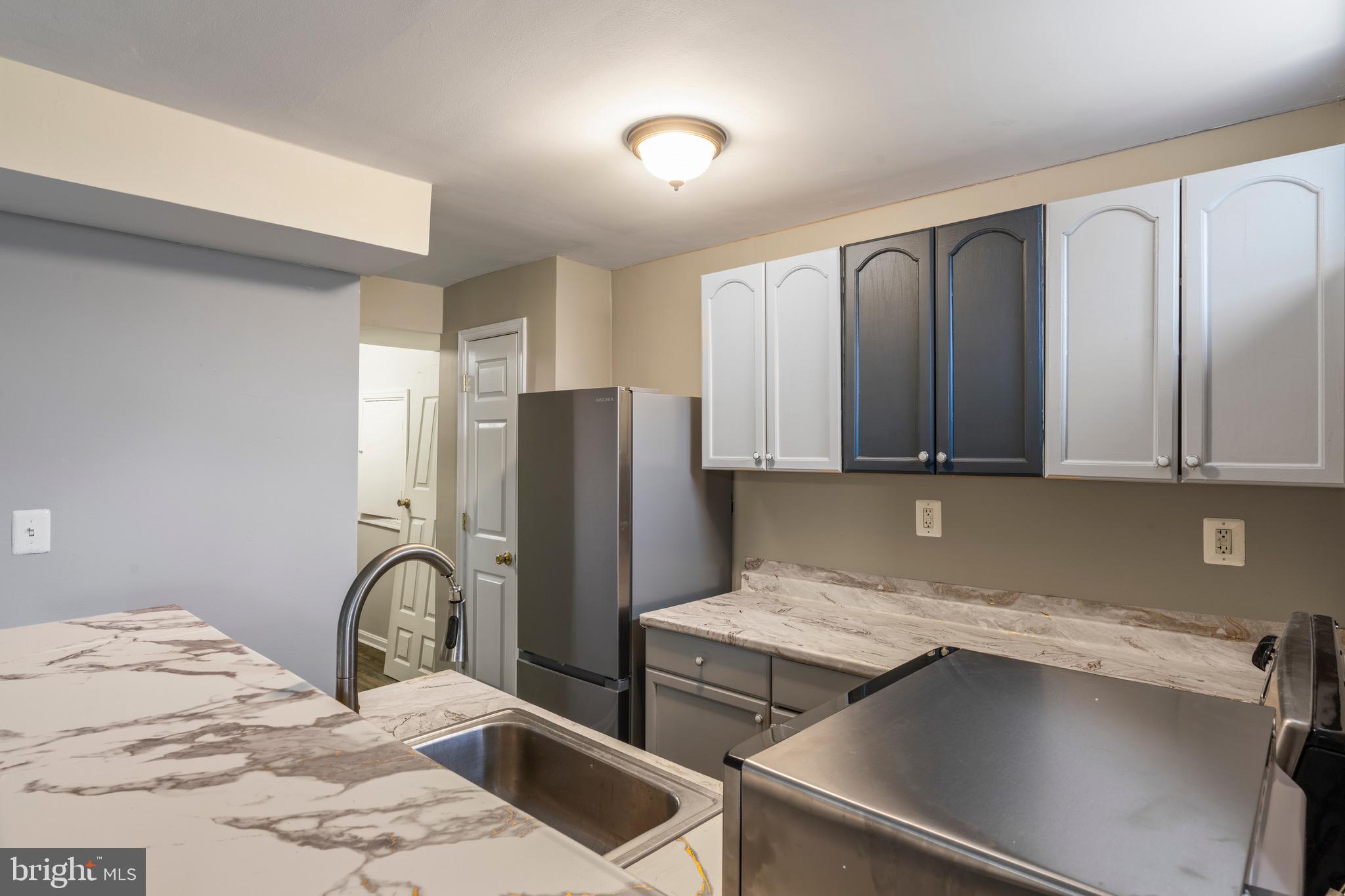 10496 NEALE SOUND COURT (BASEMENT ONLY)