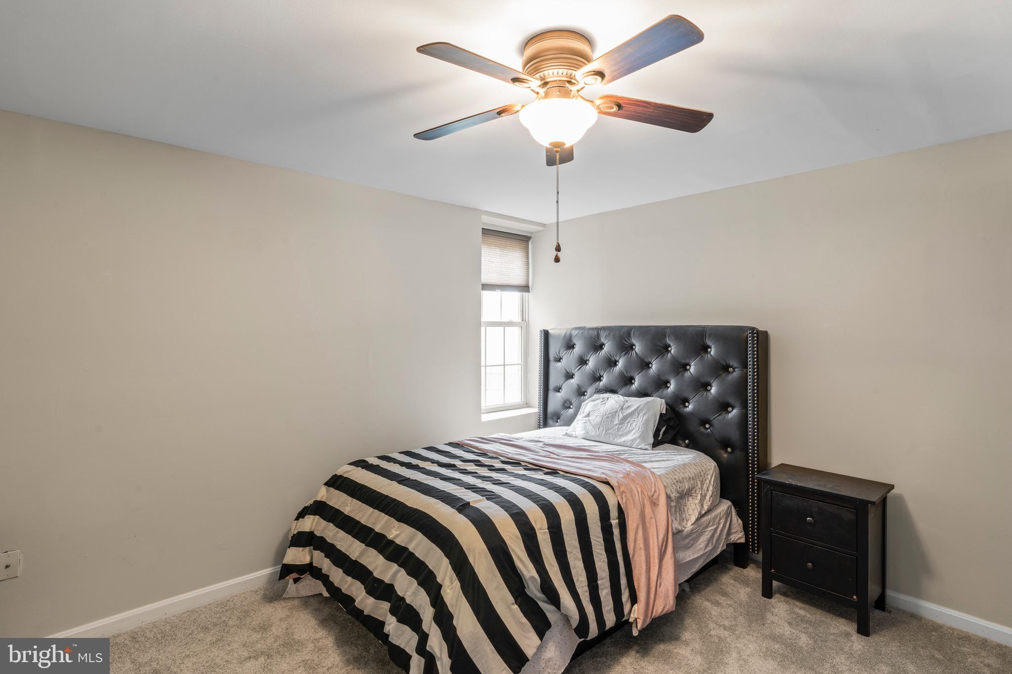 SOMERSET CROSSING - Residential Lease