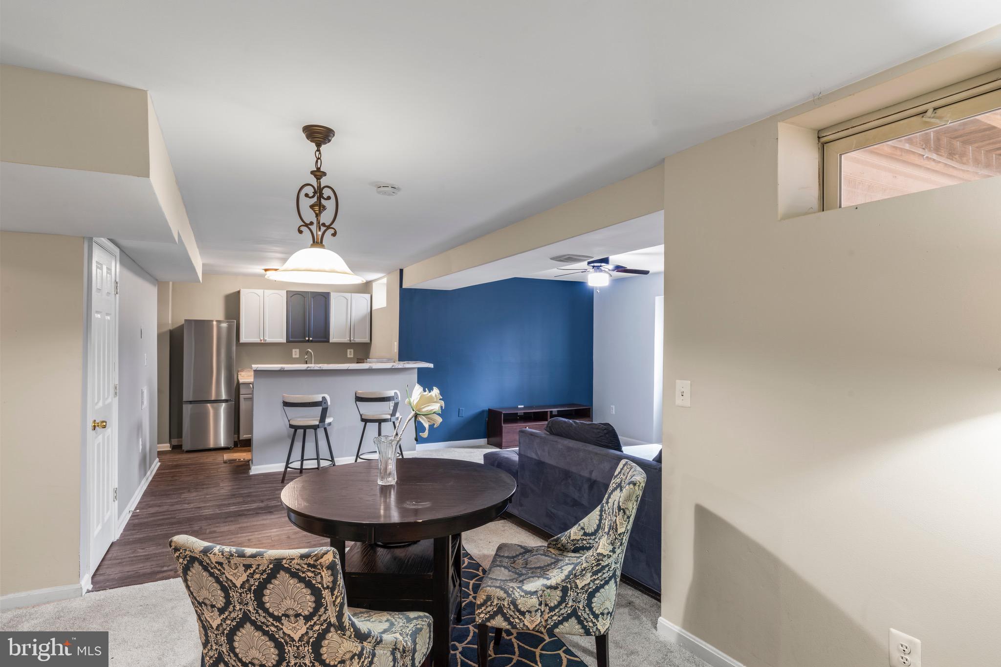 SOMERSET CROSSING - Residential Lease