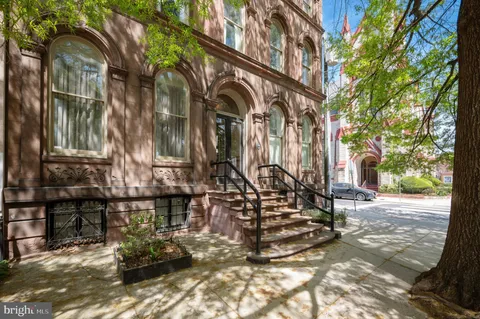 1901 Green Street Unit 4, Philadelphia, PA MLS: PAPH2474910