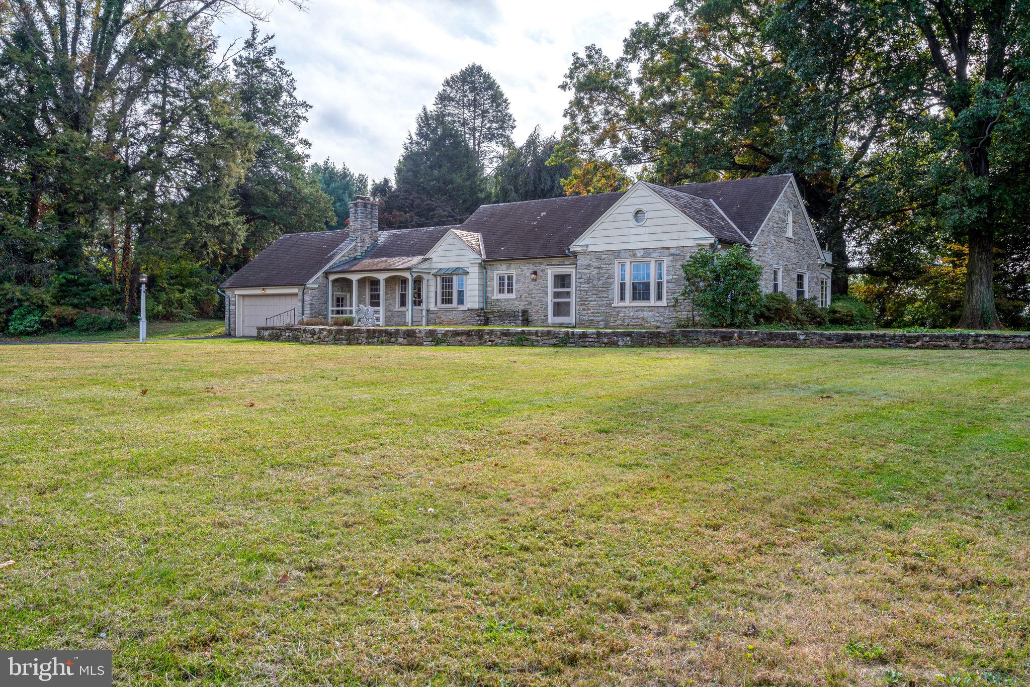 1742 OLD PHILADELPHIA PIKE