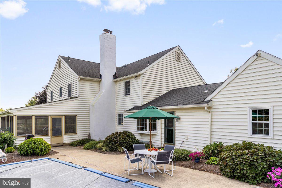 COUNTRY RIDGE - Residential