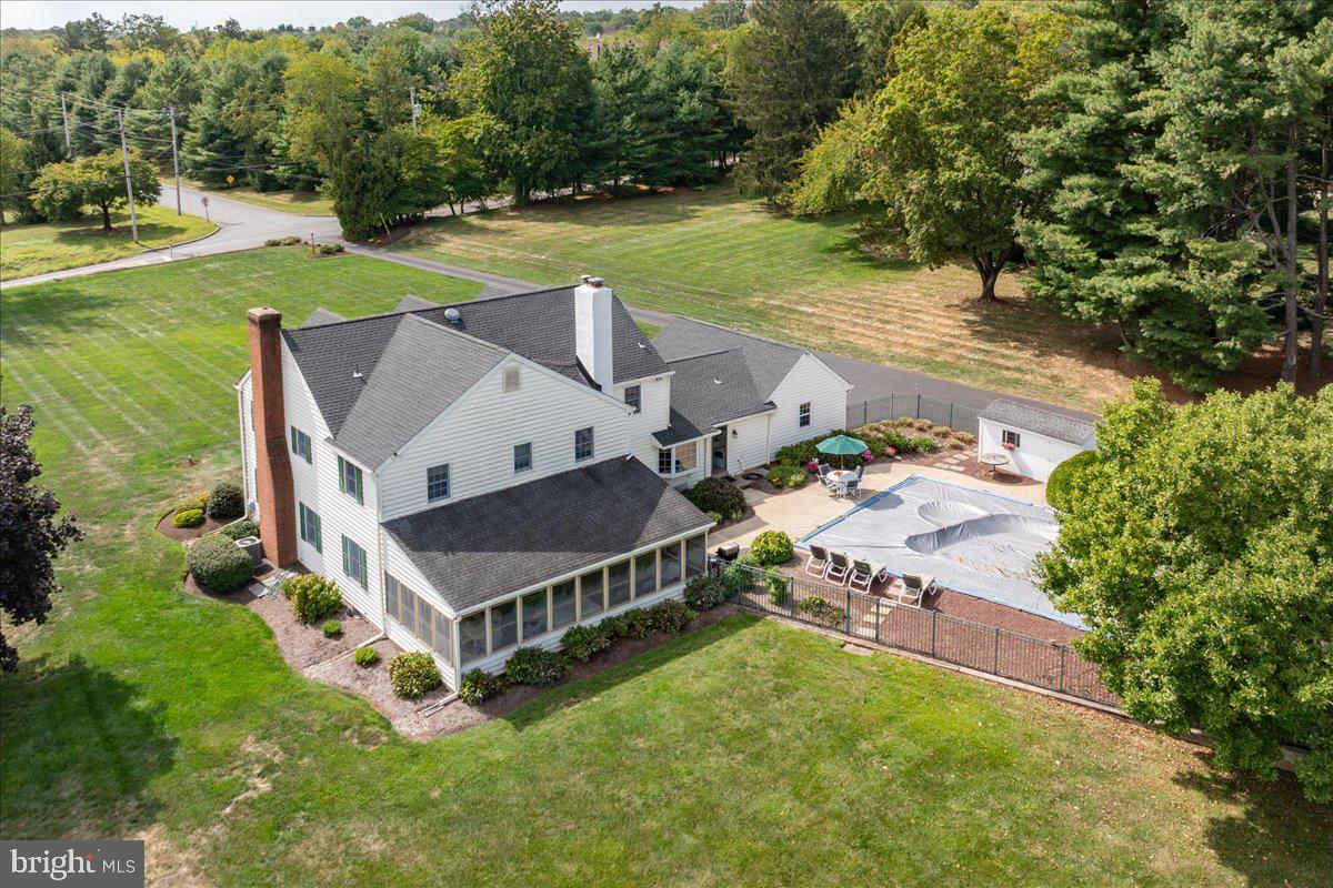 COUNTRY RIDGE - Residential