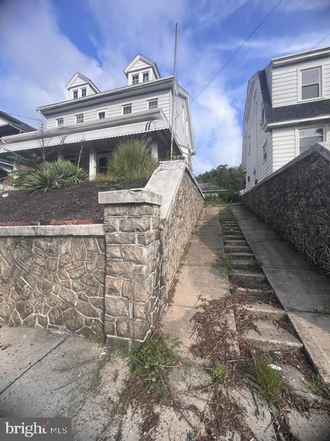 217 LIBERTY STREET