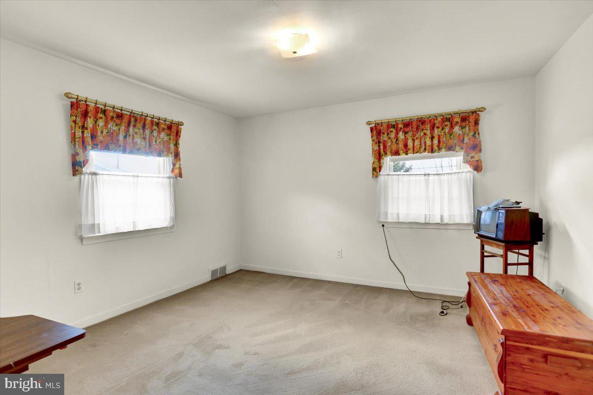 HAMPDEN HEIGHTS - Residential