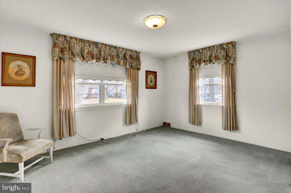 HAMPDEN HEIGHTS - Residential
