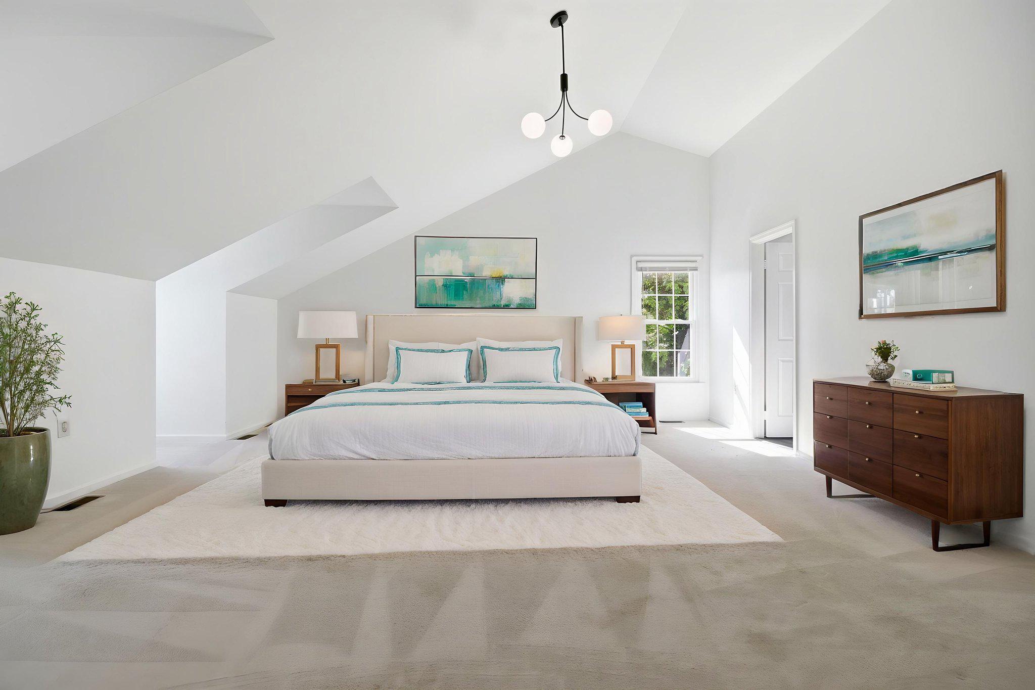 WASHINGTONIAN WOODS - Residential