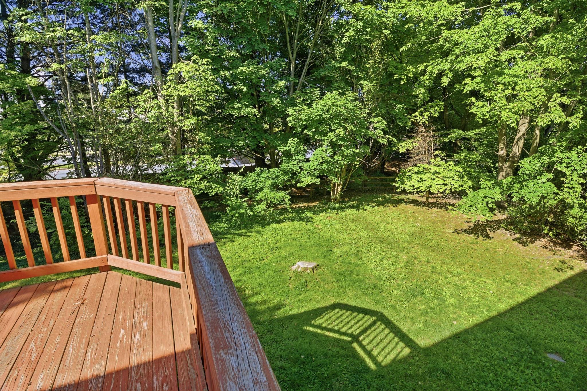 WASHINGTONIAN WOODS - Residential